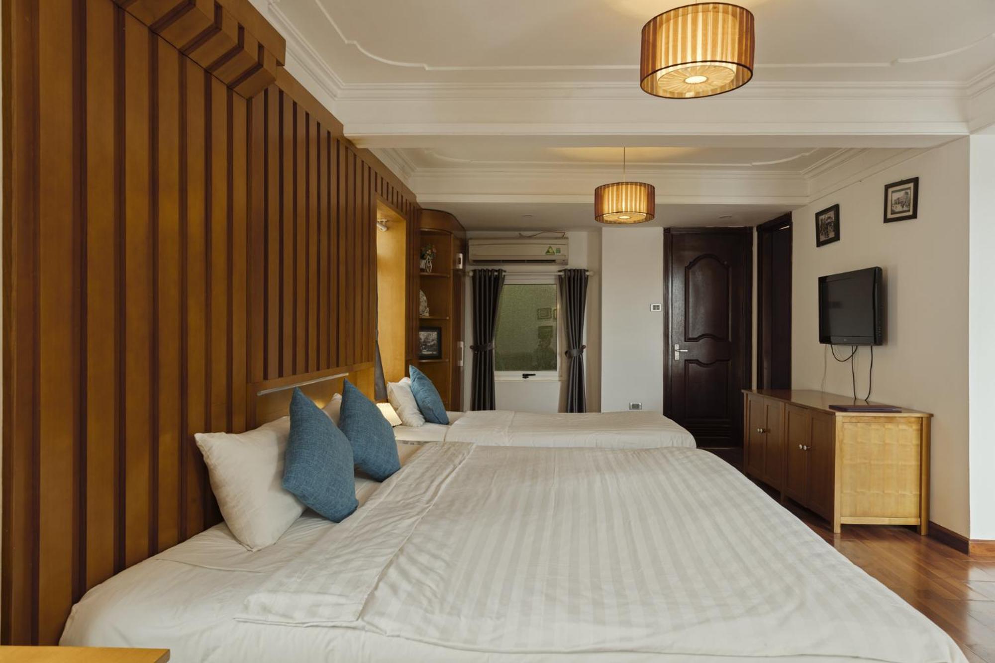Hanoi Central Park Hotel Exterior photo