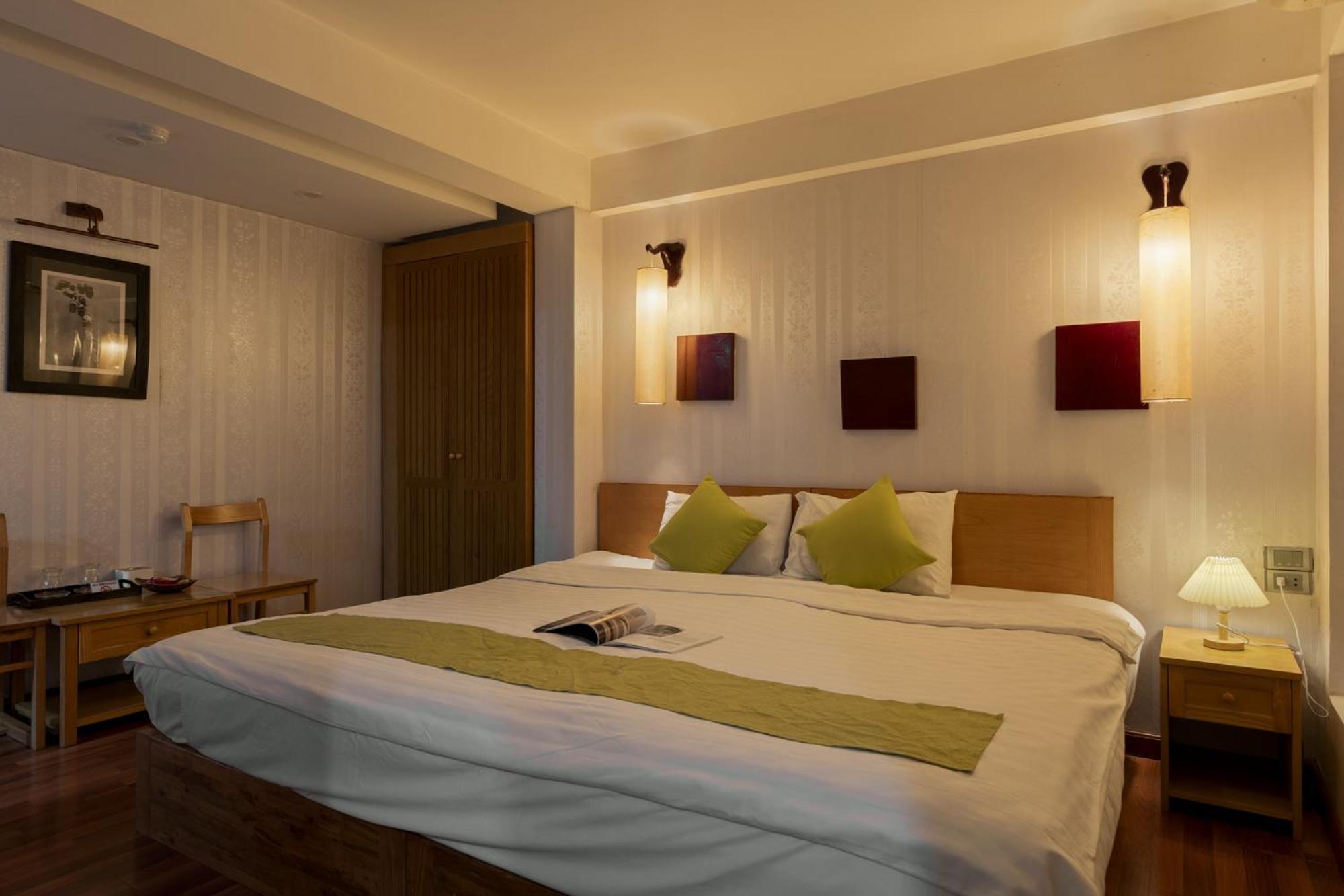 Hanoi Central Park Hotel Exterior photo