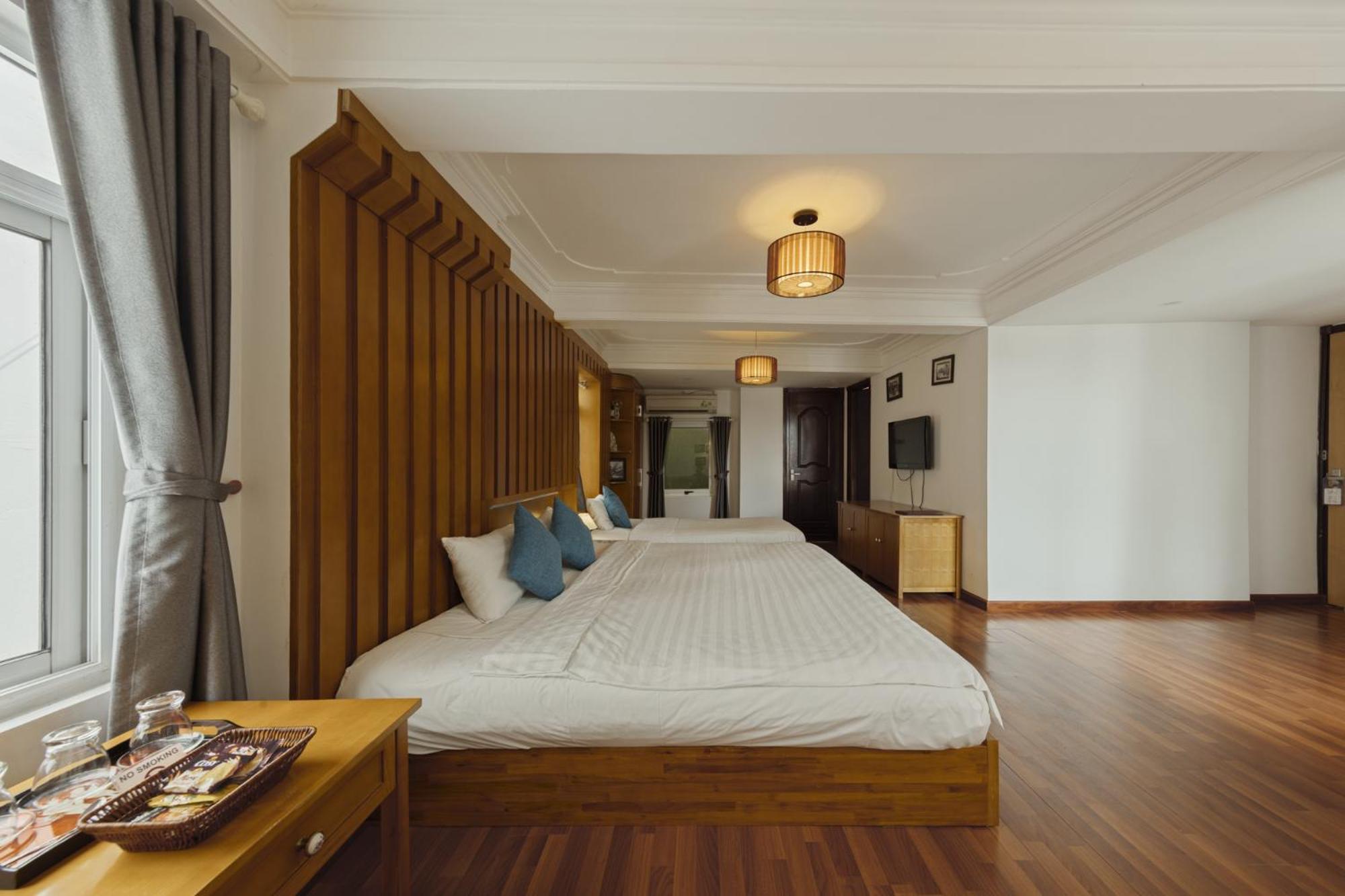 Hanoi Central Park Hotel Exterior photo